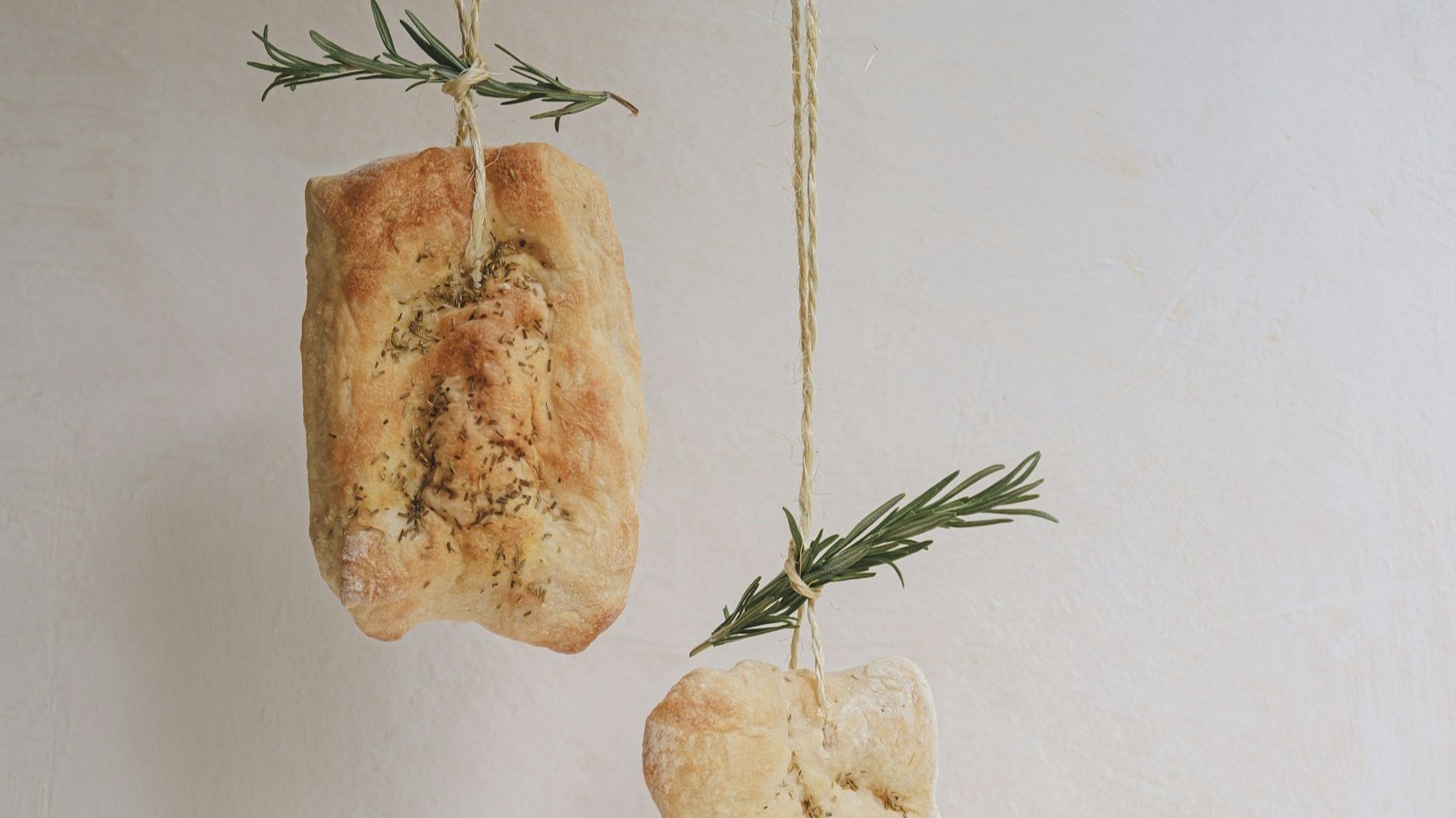Apple-Cinnamon Foccacia with Maple Glaze